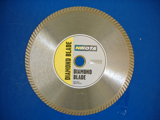 Nikota Diamond Saw Blade, 10", 5/8" bushing